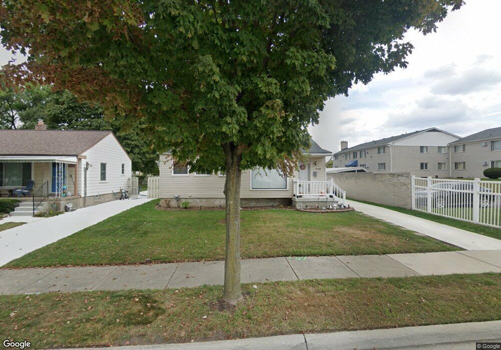 23036 Ithaca St, Oak Park, MI 48237 - photo 1