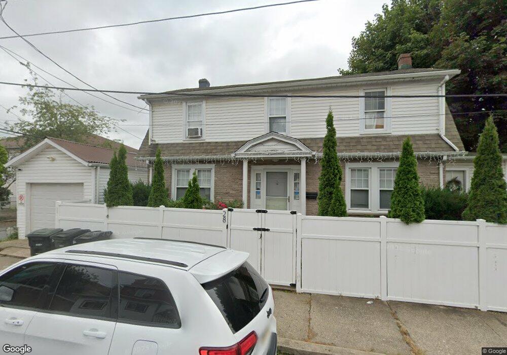28 W 4th St, Hazleton, PA 18201 - photo 1