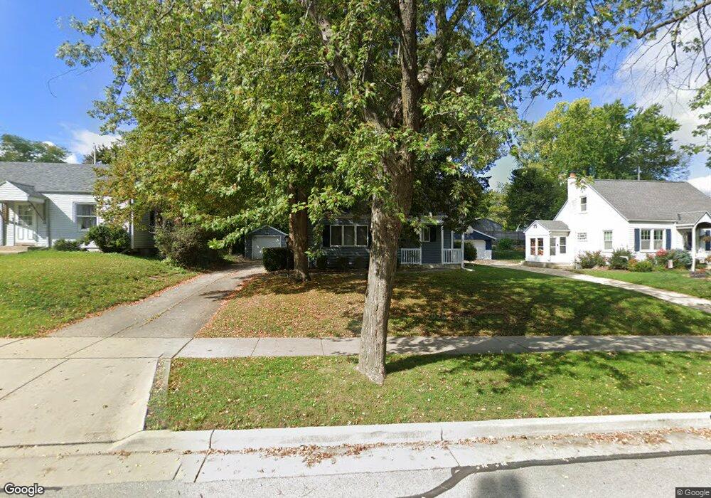 W164N8585 Hiawatha Ave, Menomonee Falls, WI 53051 - photo 1