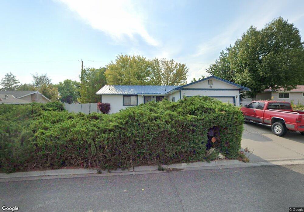 447 Ida Ave, Winnemucca, NV 89445 - photo 1