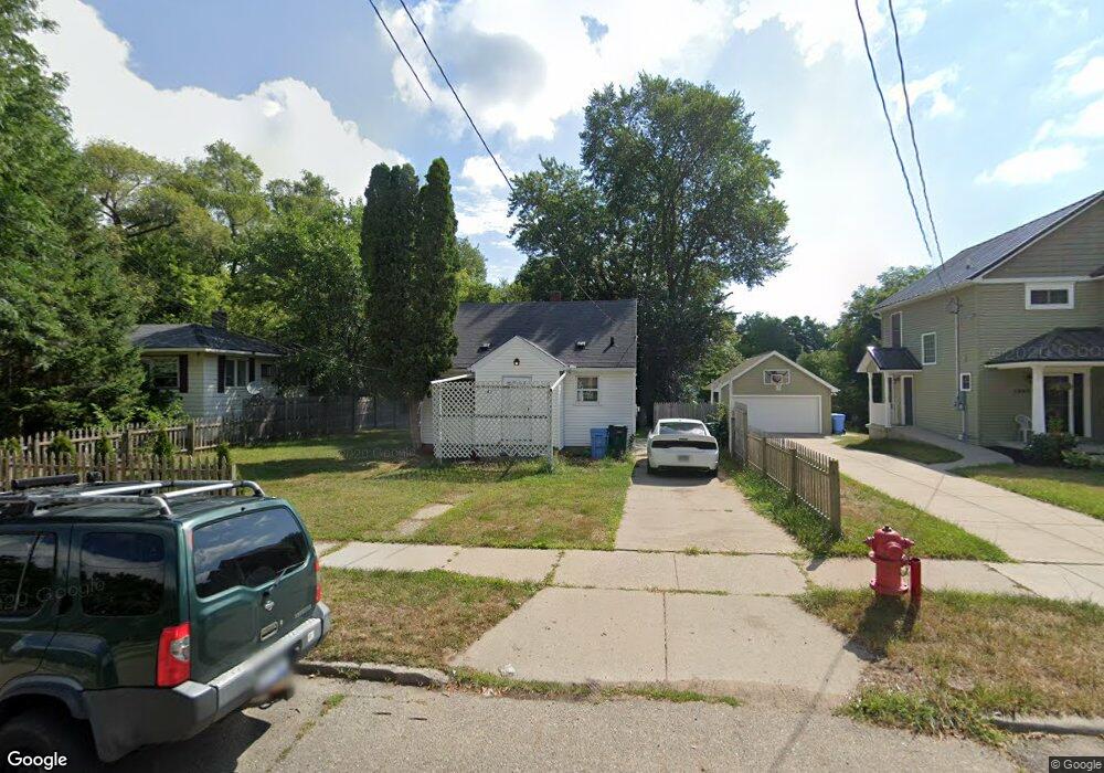 925 Shepard St, Lansing, MI 48912 - photo 1
