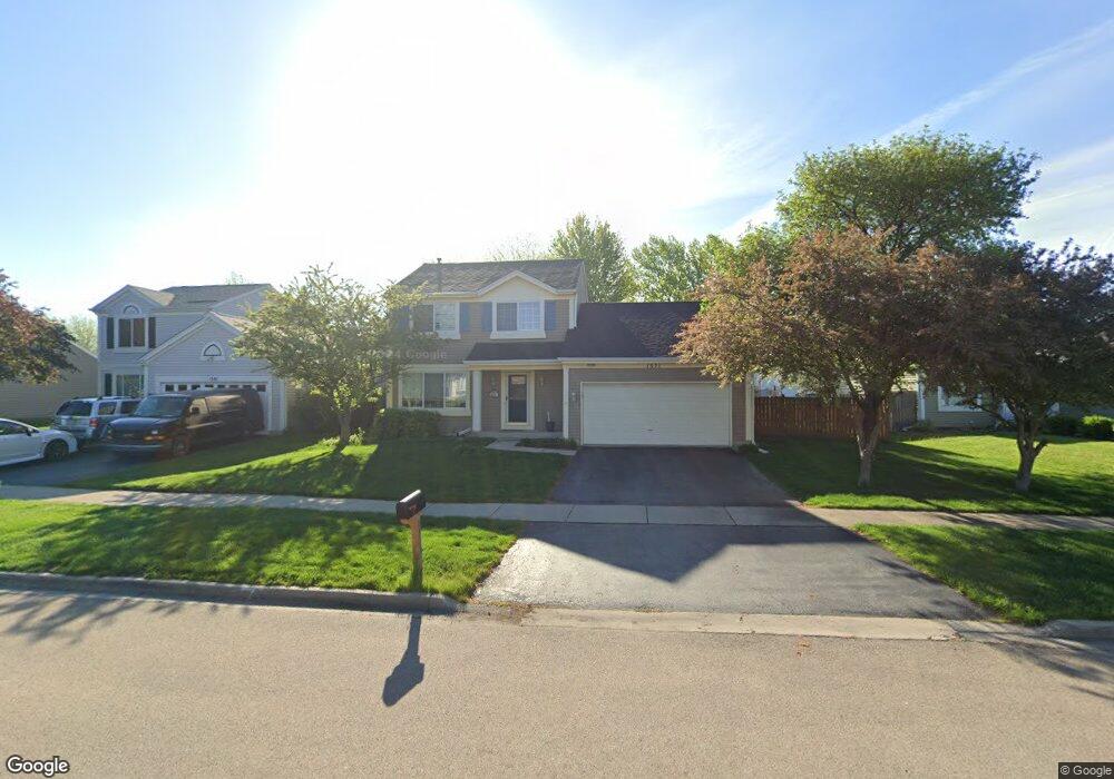 1371 Golden Oaks Pkwy, Aurora, IL 60506 - photo 1