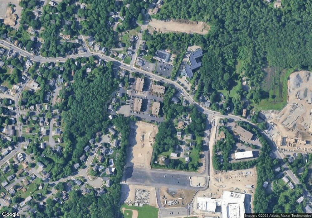 137 Franklin St unit 402, Stoneham, MA 02180 - photo 1