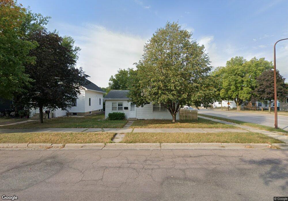 427 N Payne St, New Ulm, MN 56073 - photo 1