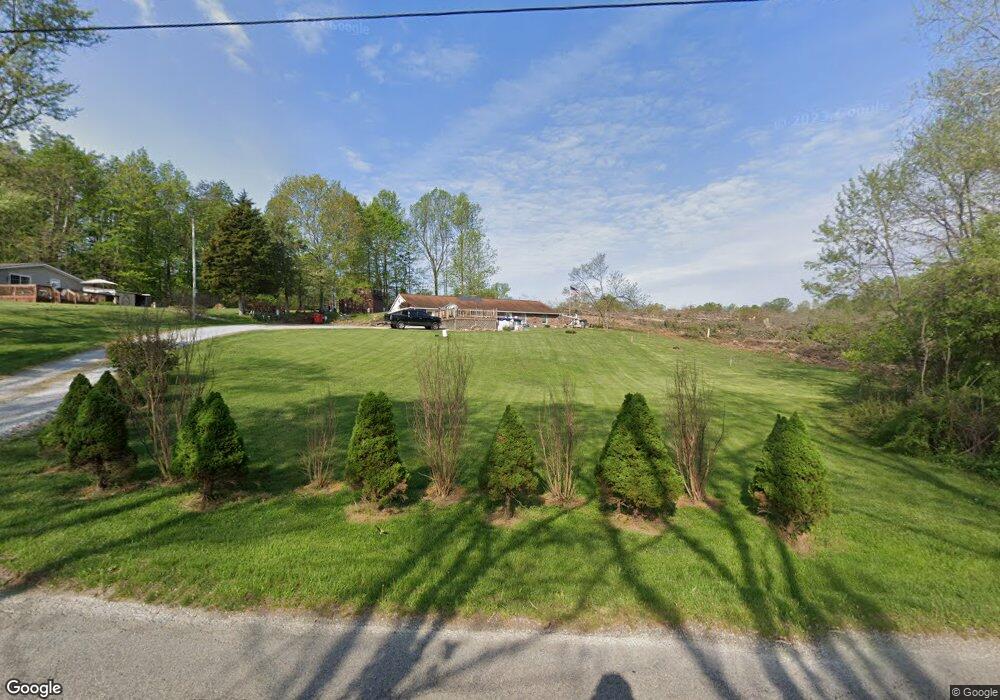 3311 Schrieber Rd, Floyds Knobs, IN 47119 - photo 1