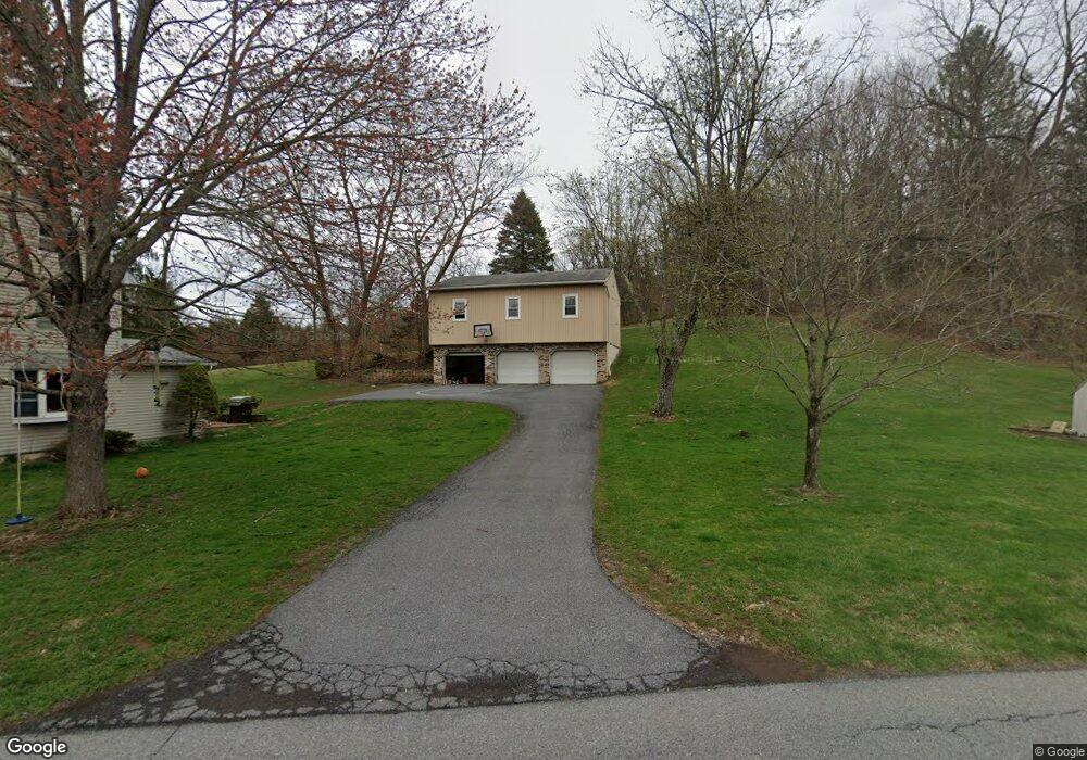25 Yorkshire Rd, Mohnton, PA 19540 - photo 1