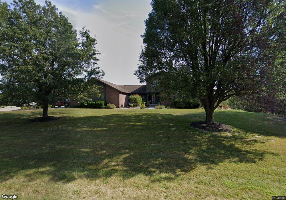 7052 W Paddock Ln, Columbus, IN 47201 - photo 1