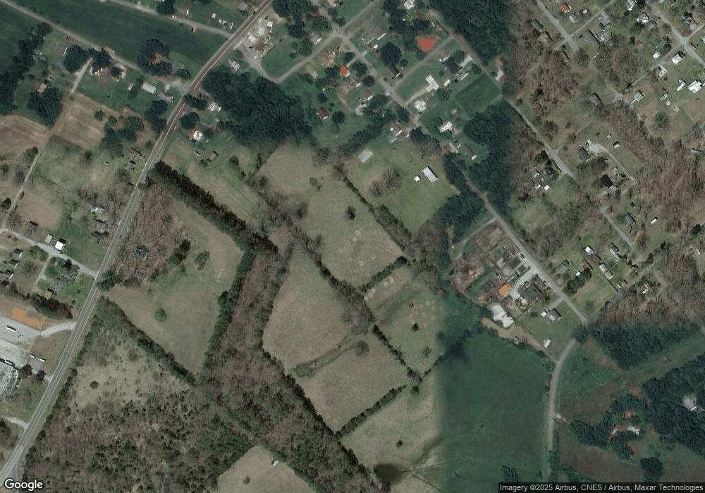 7500 Gallion Town Rd, Victoria, VA 23974 - photo 1