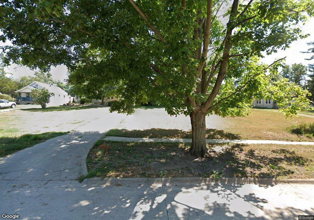 249 Sinclair Ave SE, Cedar Rapids, IA 52403 - photo 1