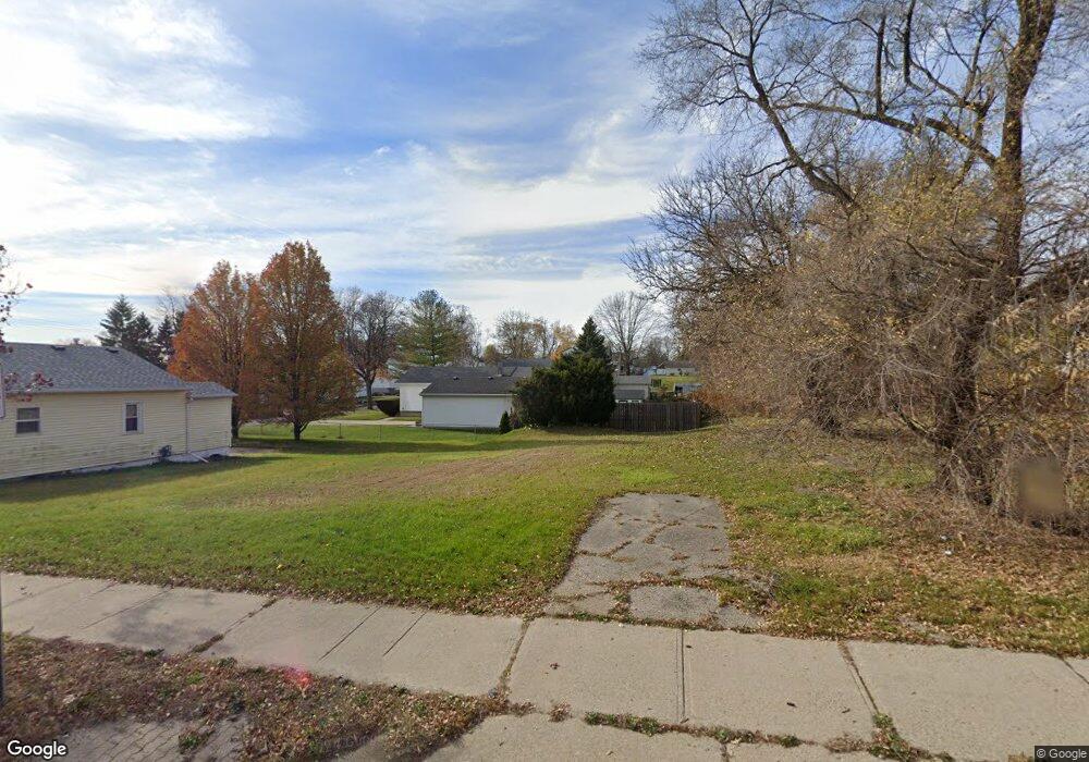 3146 S Cedar St, Lansing, MI 48910 - photo 1