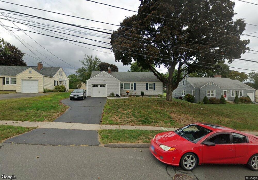 38 Greystone Rd, West Hartford, CT 06107 - photo 1