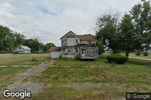 295 S 5th St, Sheldon, IL 60966