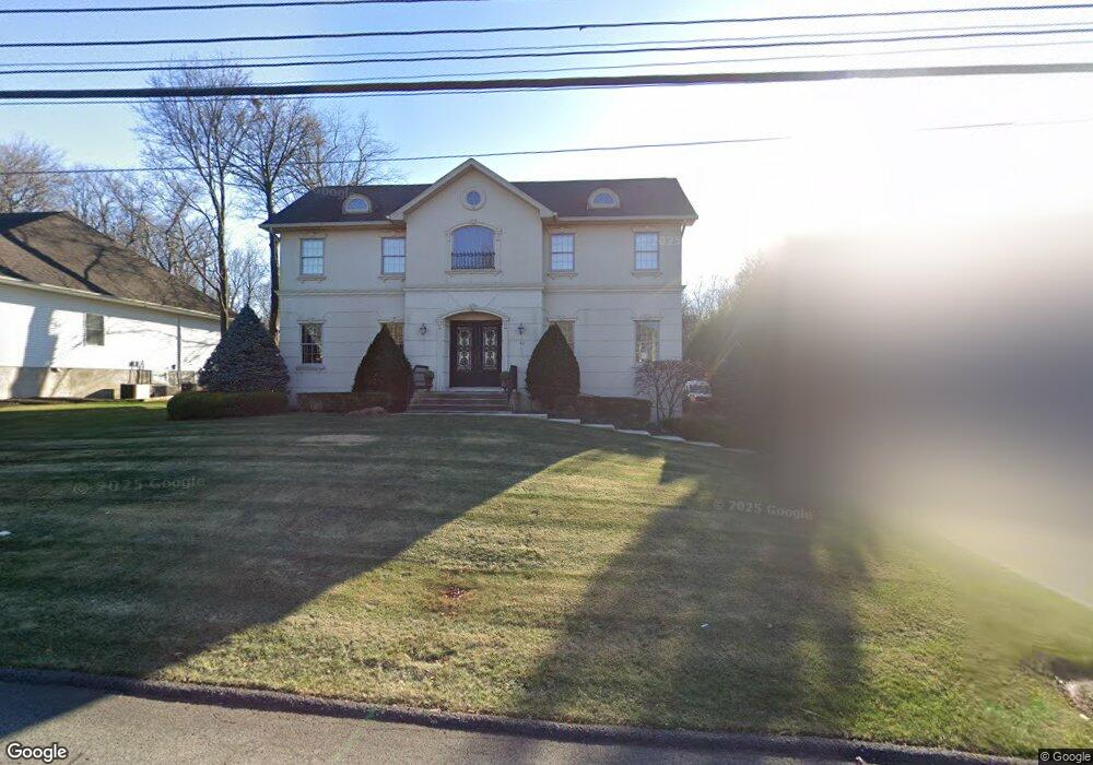 42 Parker Blvd, Monsey, NY 10952 - photo 1