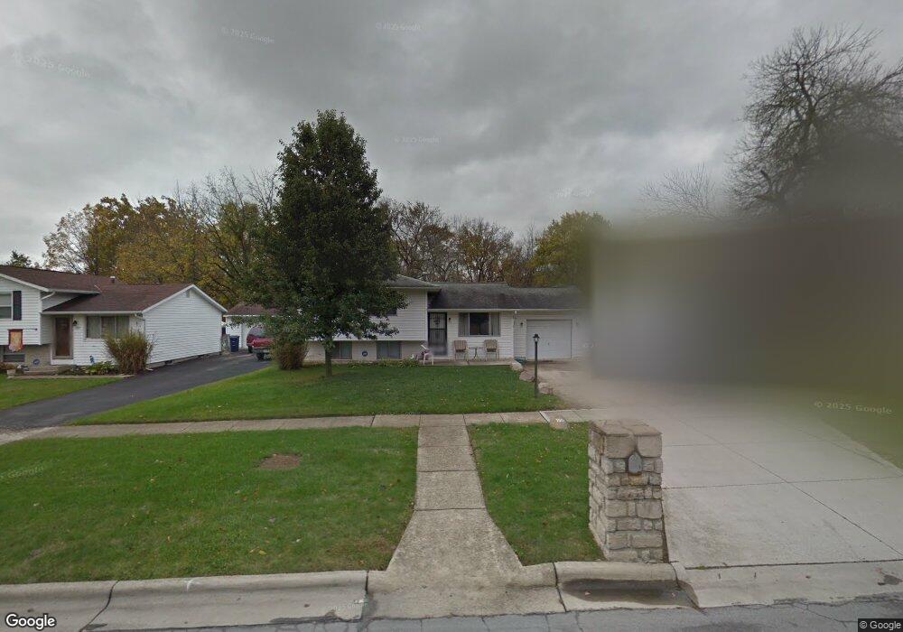 1581 Riverbend Rd, Columbus, OH 43223 - photo 1