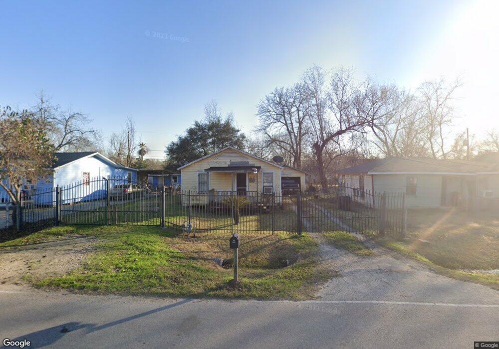 3210 Mooney Rd, Houston, TX 77093 - photo 1