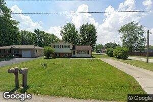 23695 2nd St, Grand Rapids, OH 43522