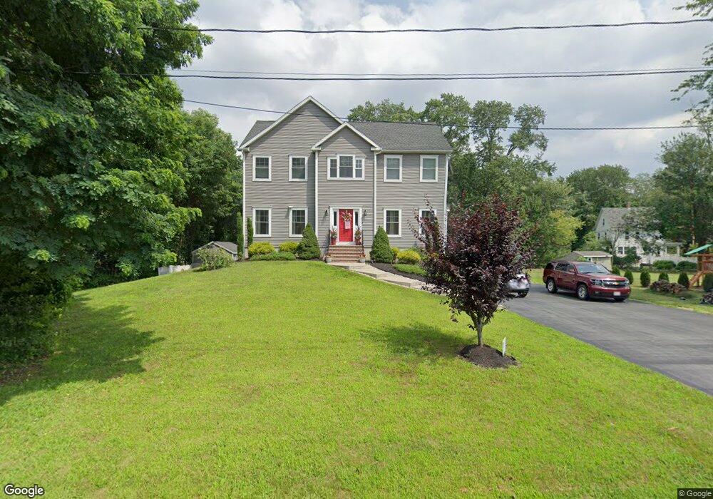 2 Robin Rd, Wilmington, MA 01887 - photo 1