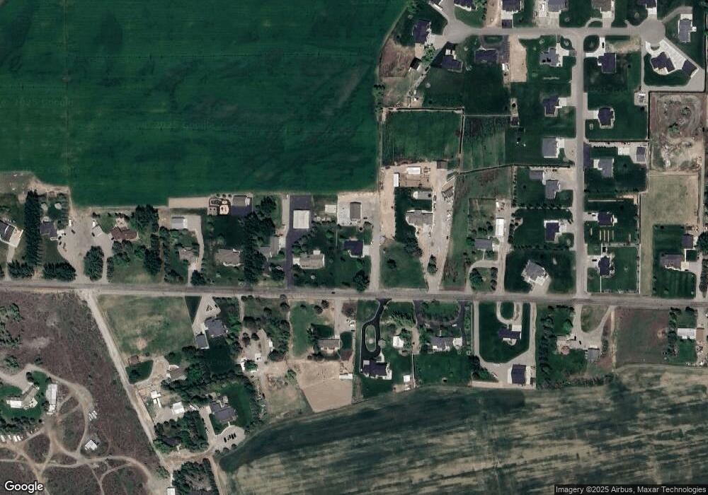 556 W 75 S, Blackfoot, ID 83221 - photo 1