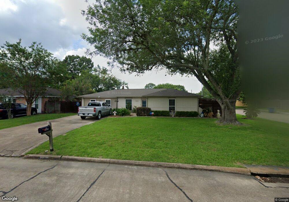 16802 Forest Bend Ave, Friendswood, TX 77546 - photo 1