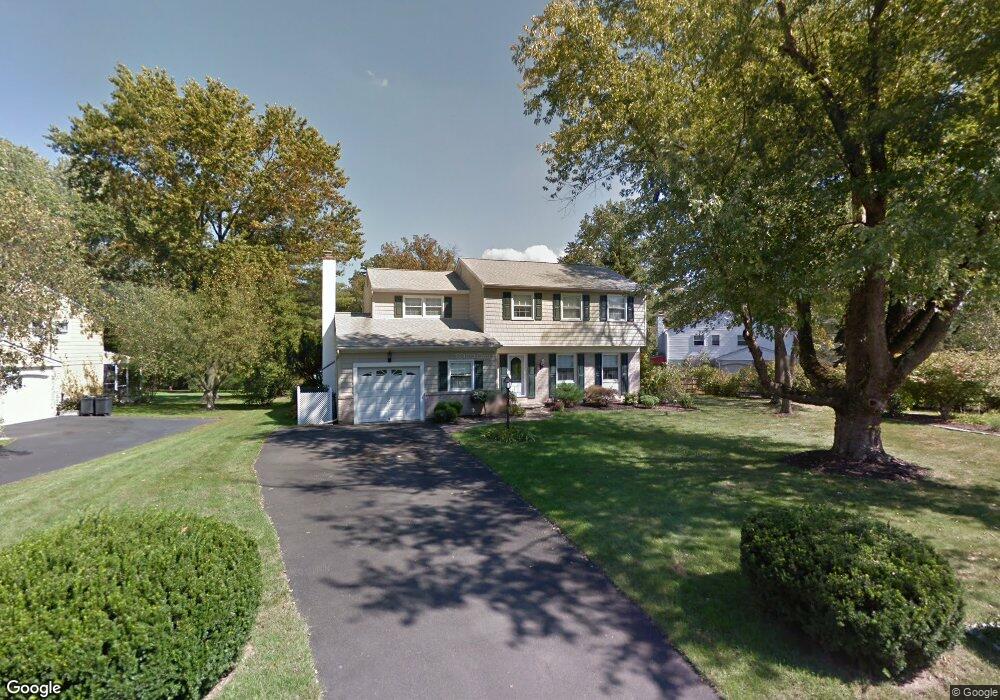 1165 Strathmann Dr, Southampton, PA 18966 - photo 1