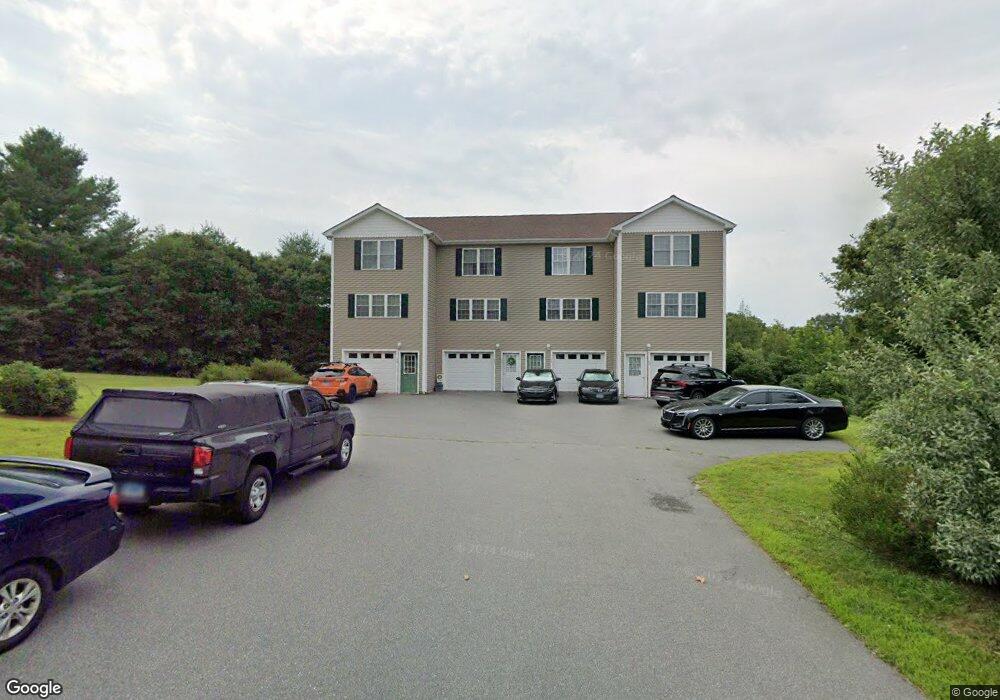 34 Sachem Dr unit 34, Plainfield, CT 06374 - photo 1