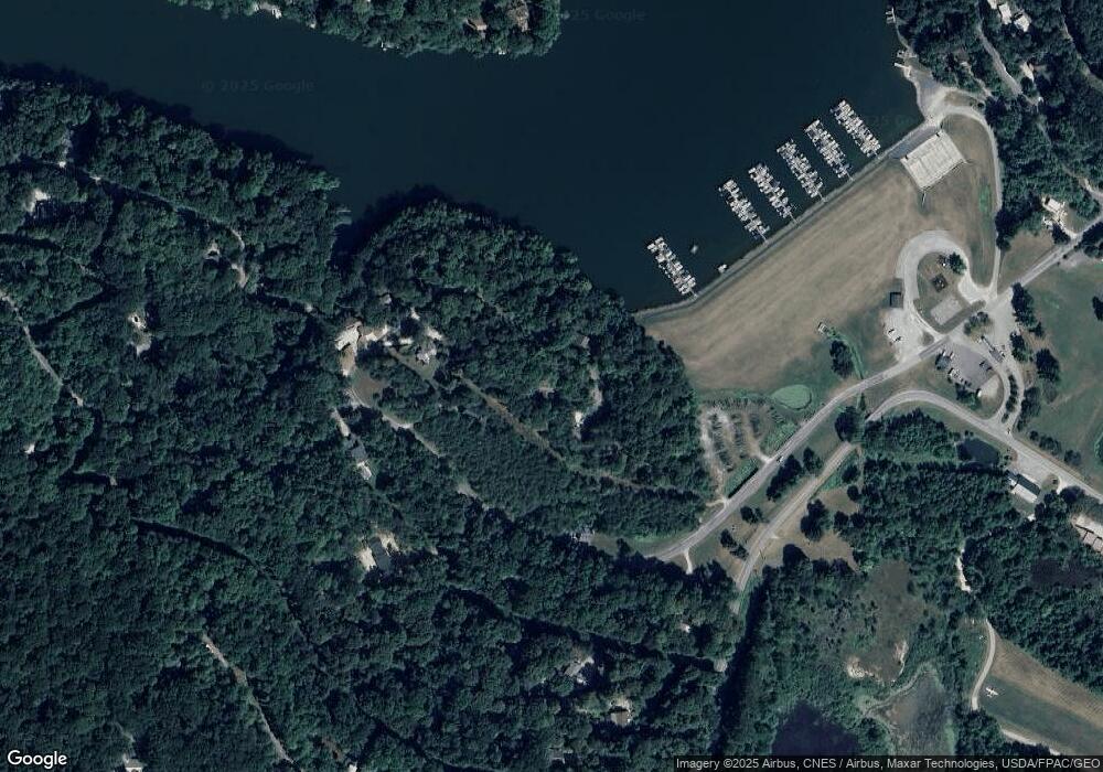 904 Kato Ct, Hide A Way Hills, OH 43107 - photo 1