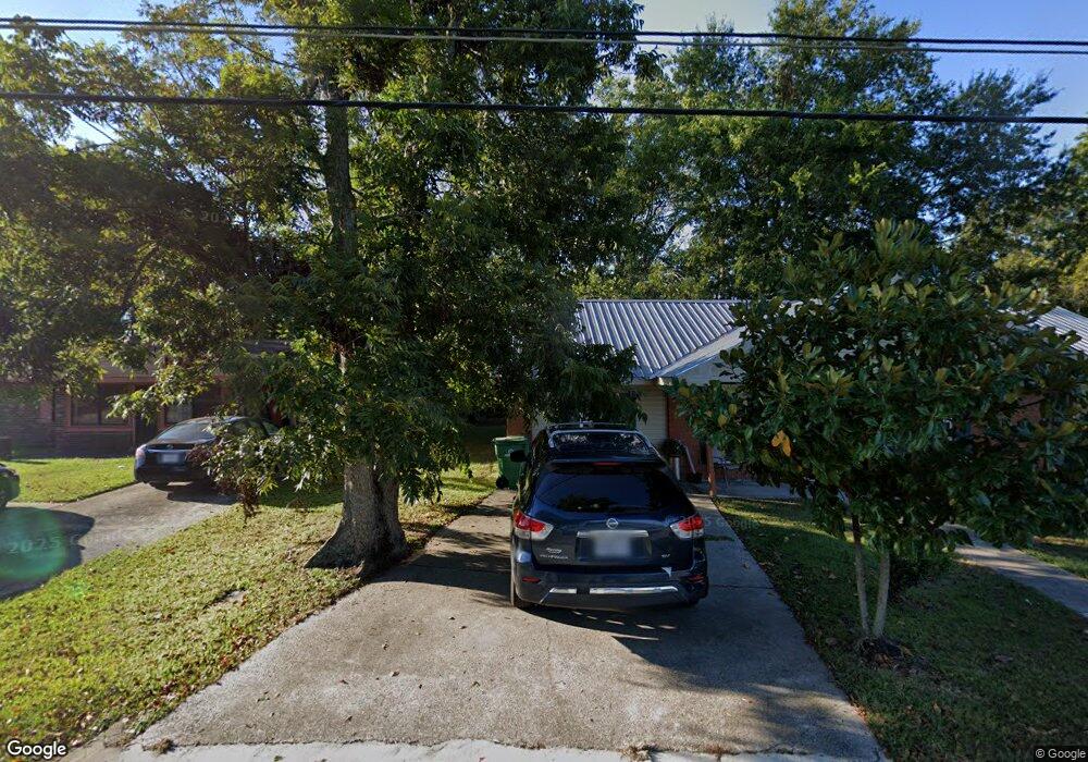 411 Rosa St, Picayune, MS 39466 - photo 1