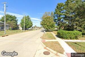 304 E Morrison St, Edgewood, IA 52042