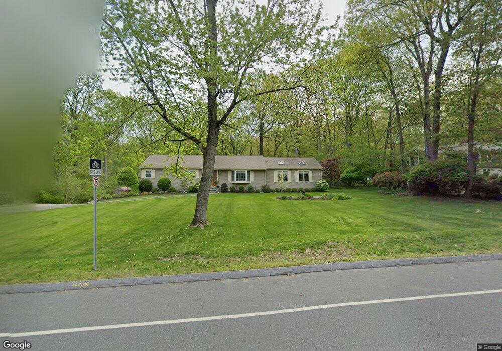 98 Moose Hill Rd, Trumbull, CT 06611 - photo 1