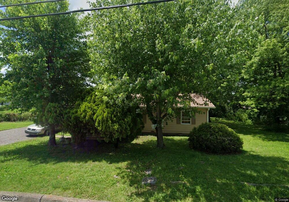 618 Landers St, Shelbyville, TN 37160 - photo 1