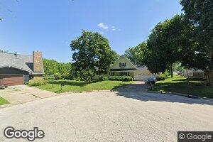 10 Park Lane Ct, Eldridge, IA 52748