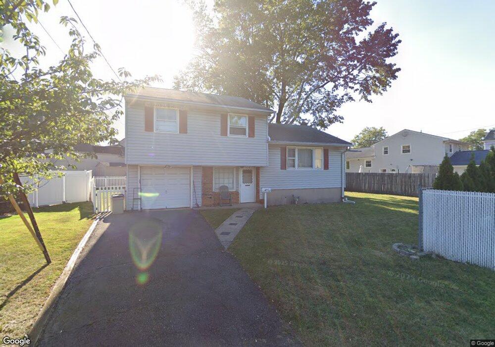 425 Ramsey Cir, Union, NJ 07083 - photo 1