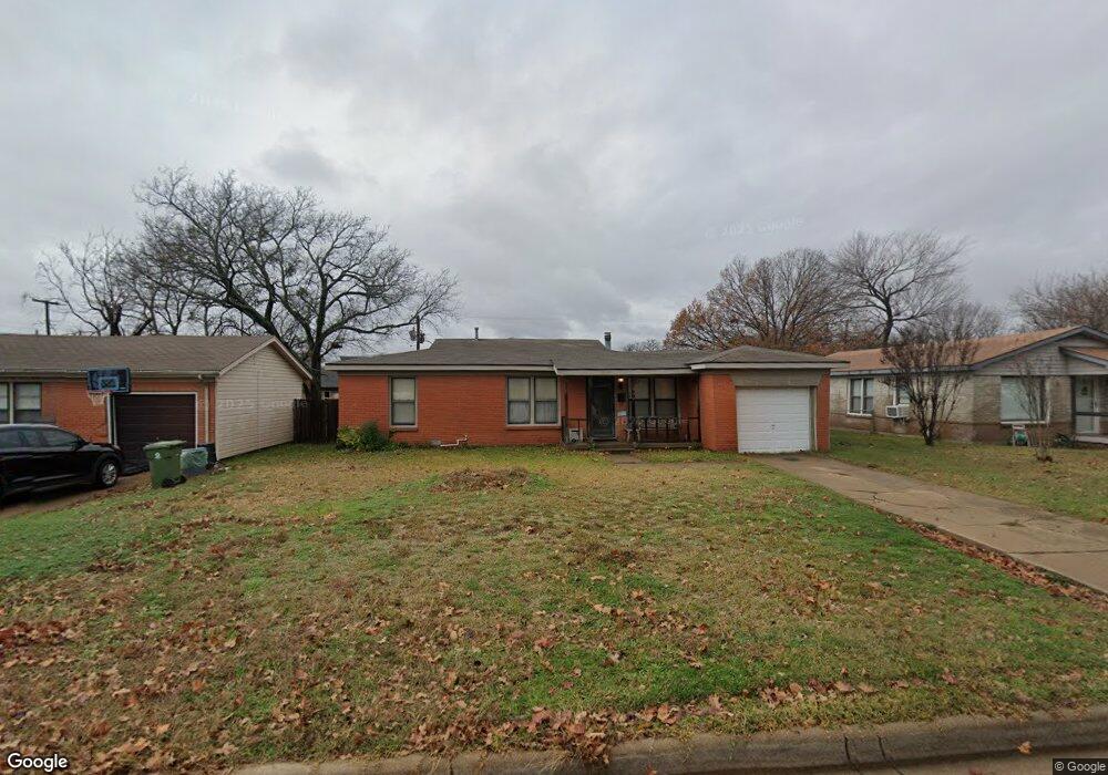 809 Zelda Dr, Hurst, TX 76053 - photo 1