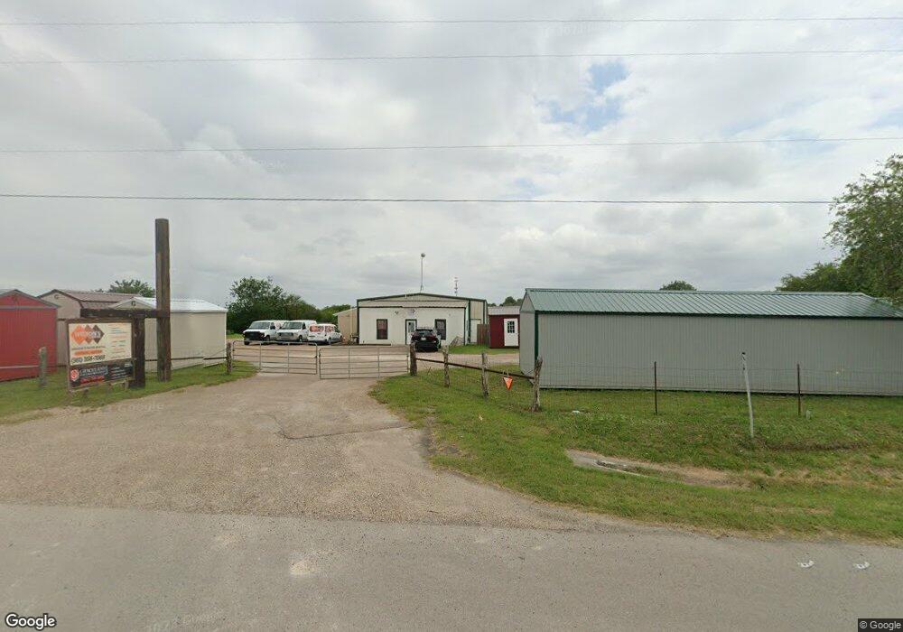 501 W Fm 351, Beeville, TX 78102 - photo 1