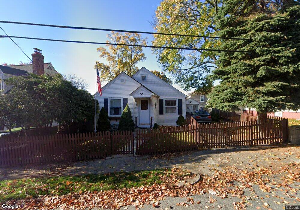 71 Blodgett Ave, Pawtucket, RI 02860 - photo 1