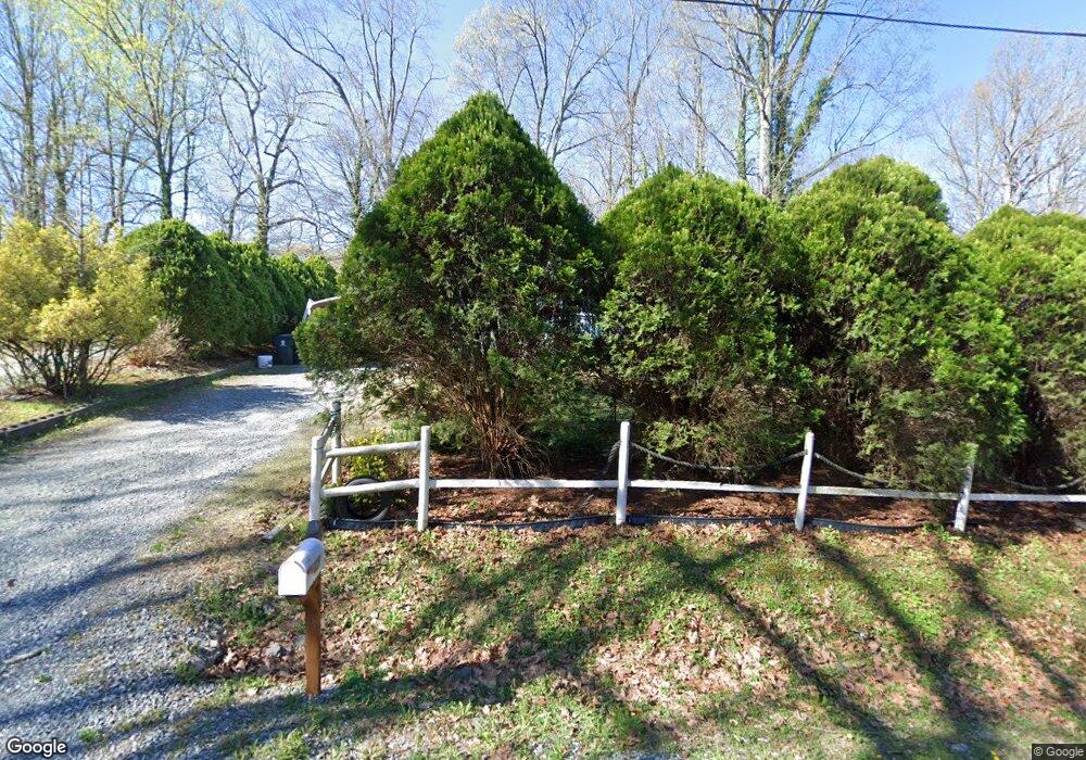 829 N Fir Ave, Siler City, NC 27344 - photo 1