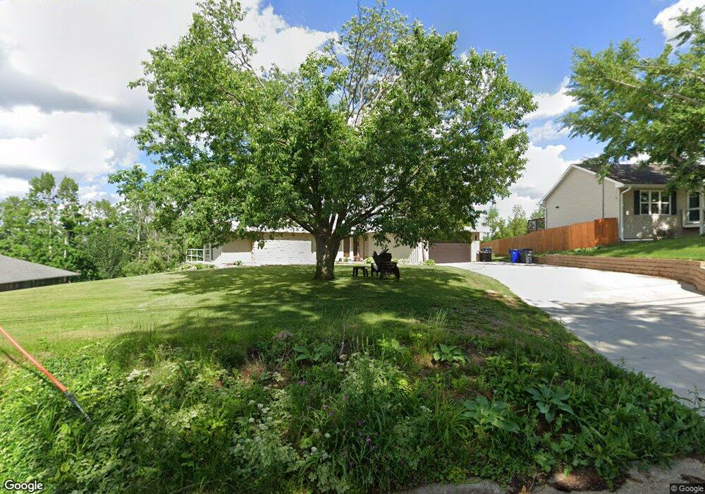 1929 20th St NW, Cedar Rapids, IA 52405 - photo 1