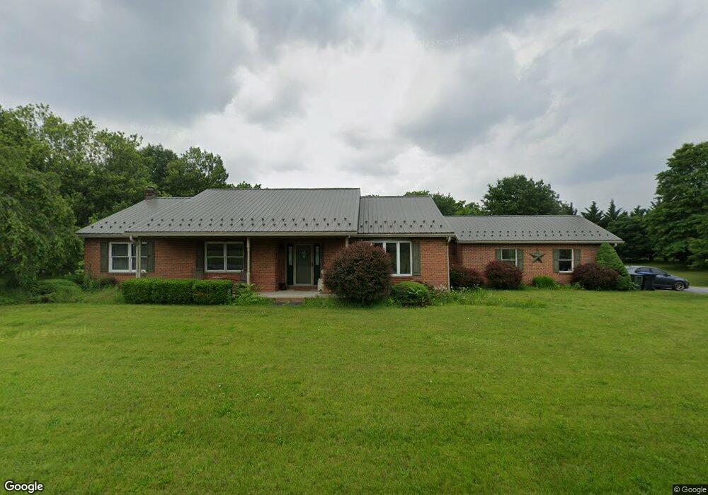 2102 Sollenberger Rd, Chambersburg, PA 17202 - photo 1