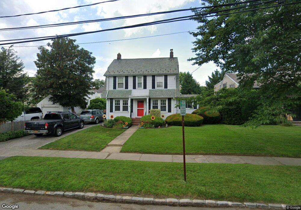 11 South St, Great Neck, NY 11023 - photo 1