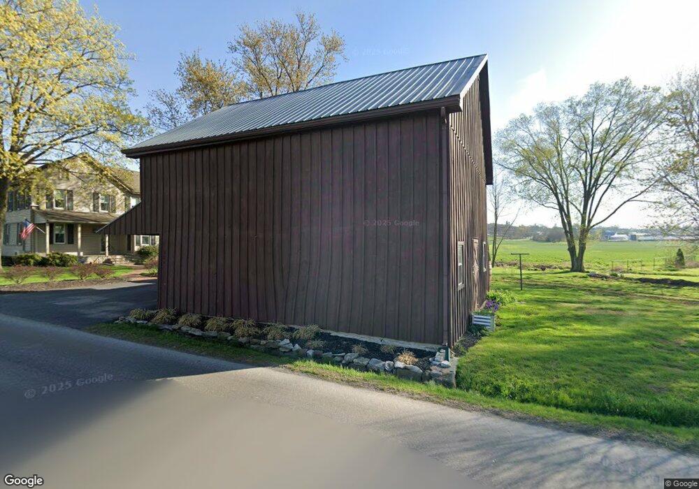 525 White Oak Rd, New Holland, PA 17557 - photo 1