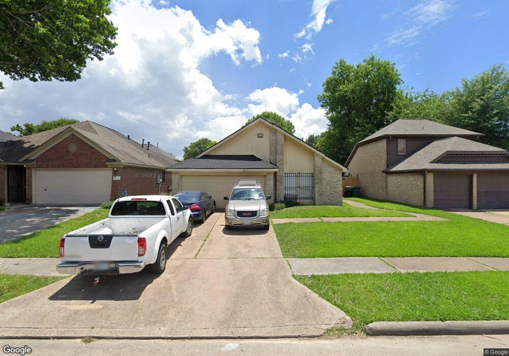 3647 Villa Glen Dr, Houston, TX 77088 - photo 1
