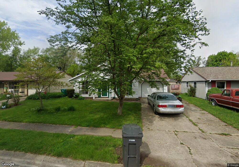 1313 S 2nd St, Mattoon, IL 61938 - photo 1