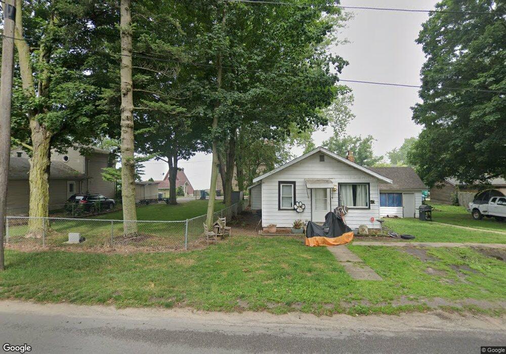 7162 N Canal St, New Carlisle, IN 46552 - photo 1