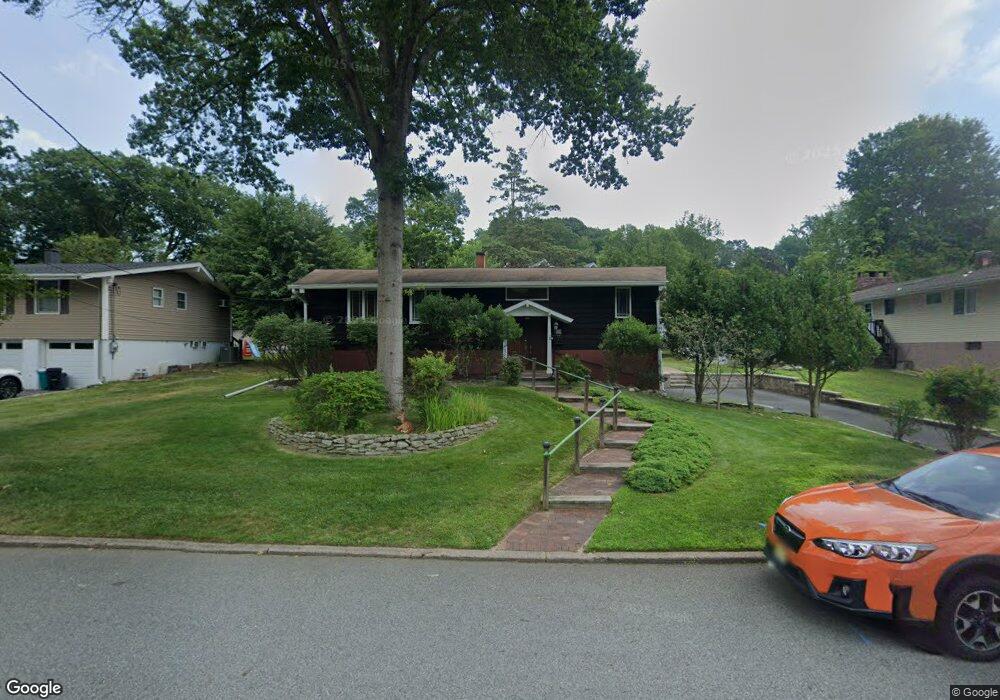 414 Birchtree Ln, Northvale, NJ 07647 - photo 1