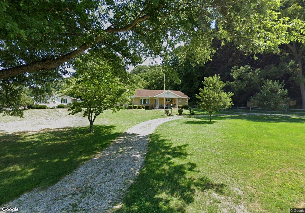 401 Maple St, Sugar Grove, OH 43155 - photo 1