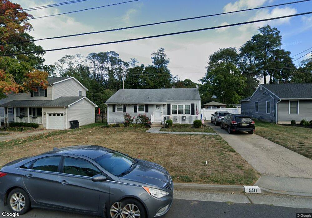 591 Hopping Rd, Belford, NJ 07718 - photo 1