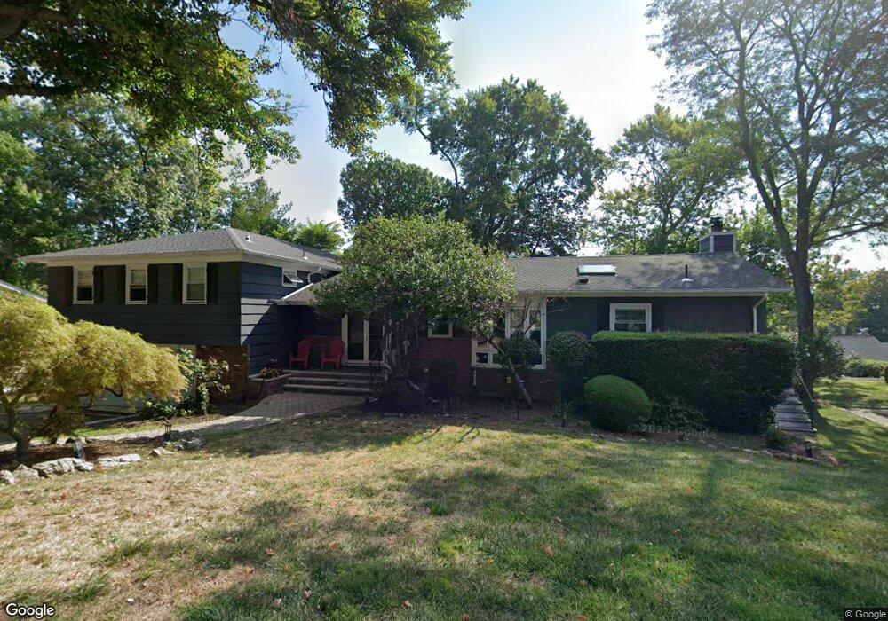 9 Ardmore Rd, West Orange, NJ 07052 - photo 1