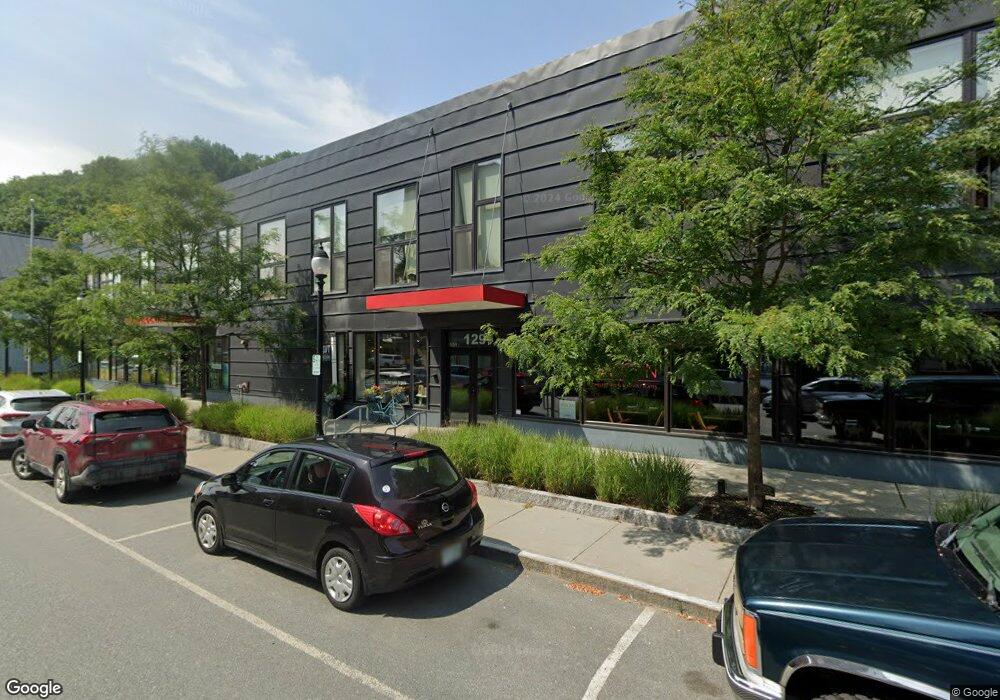 129 S Main St, White River Junction, VT 05001 - photo 1