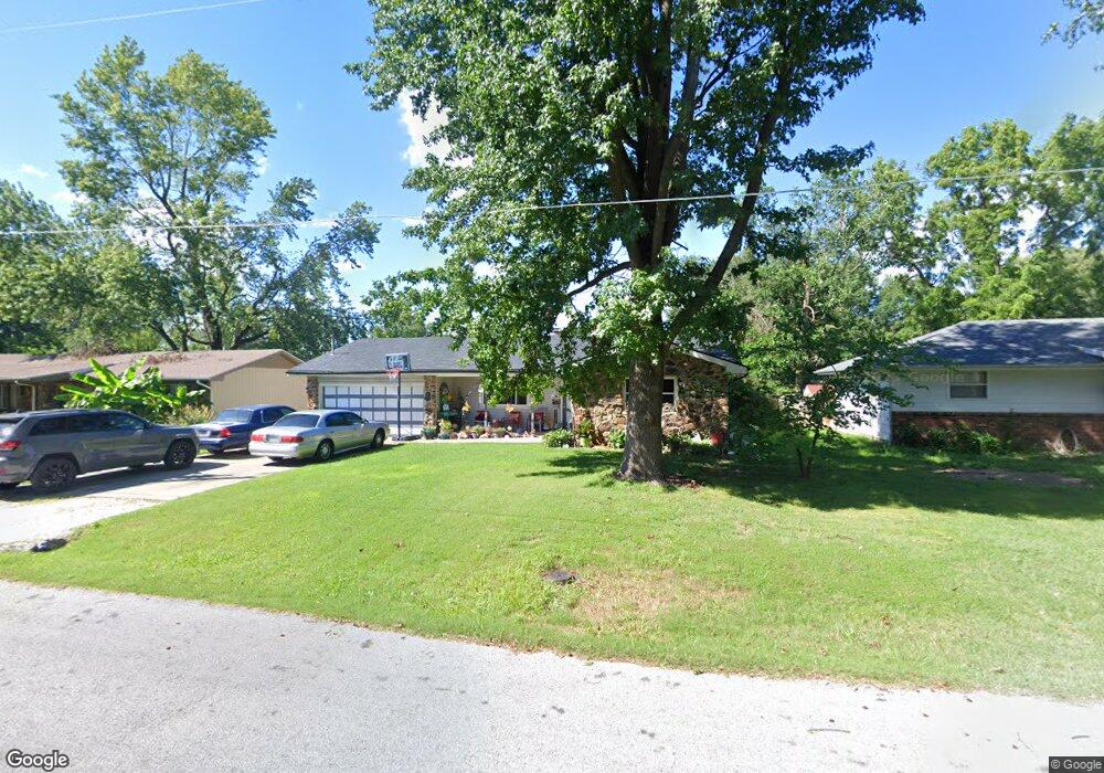 113 W Mcconnell St, Nixa, MO 65714 - photo 1