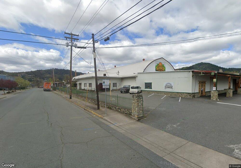 310 NW Morgan Ln, Grants Pass, OR 97526 - photo 1